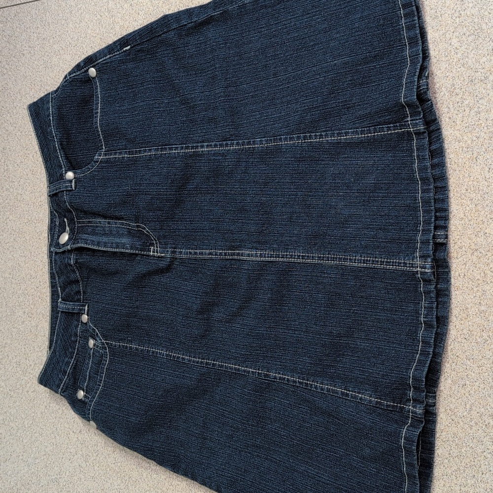 Baccini Denim Skirt, Fun Back Pockets, Western Casual, Size 8 - Picture 2 of 9